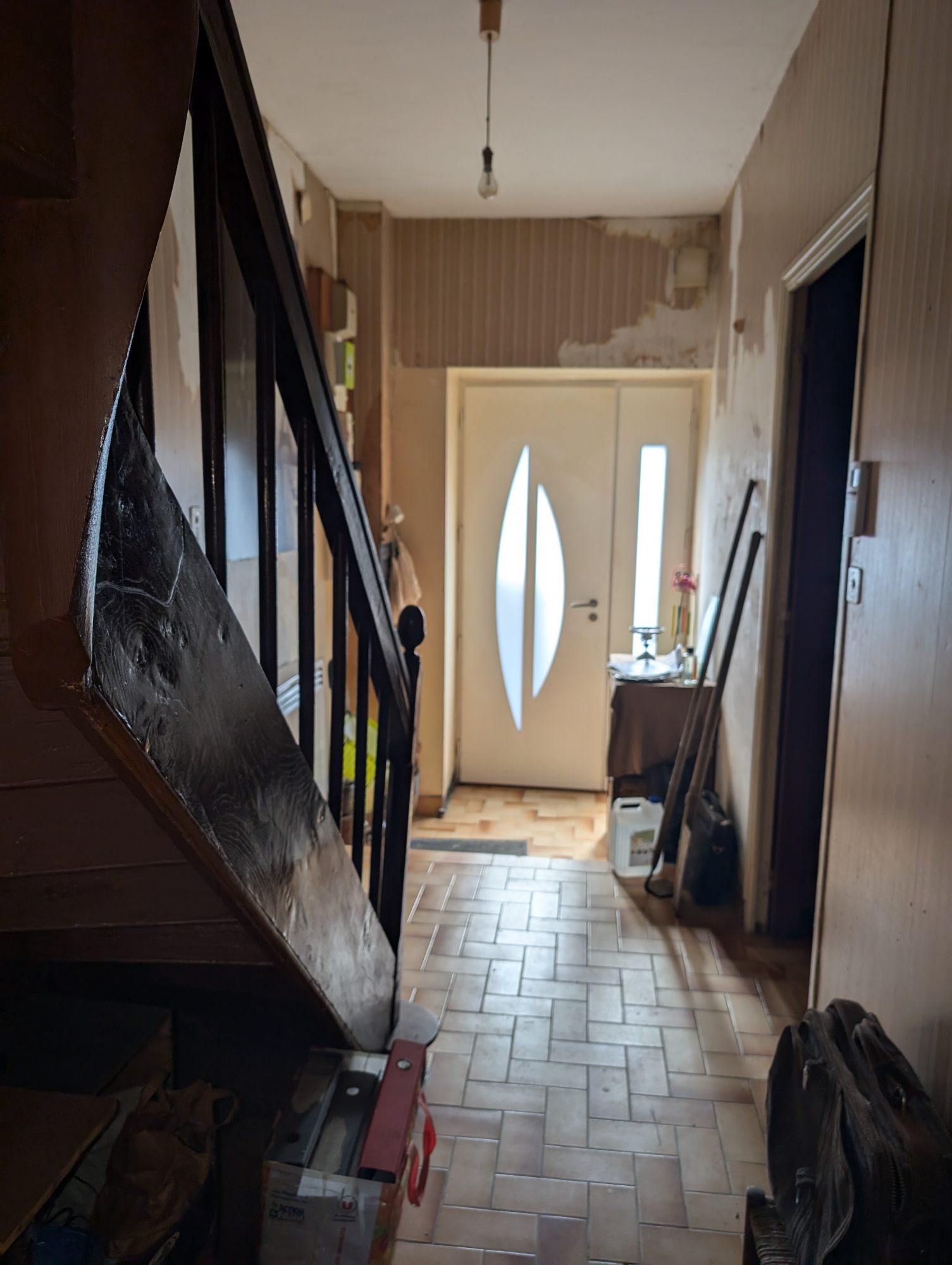 Photo 4 — CABINET A&G