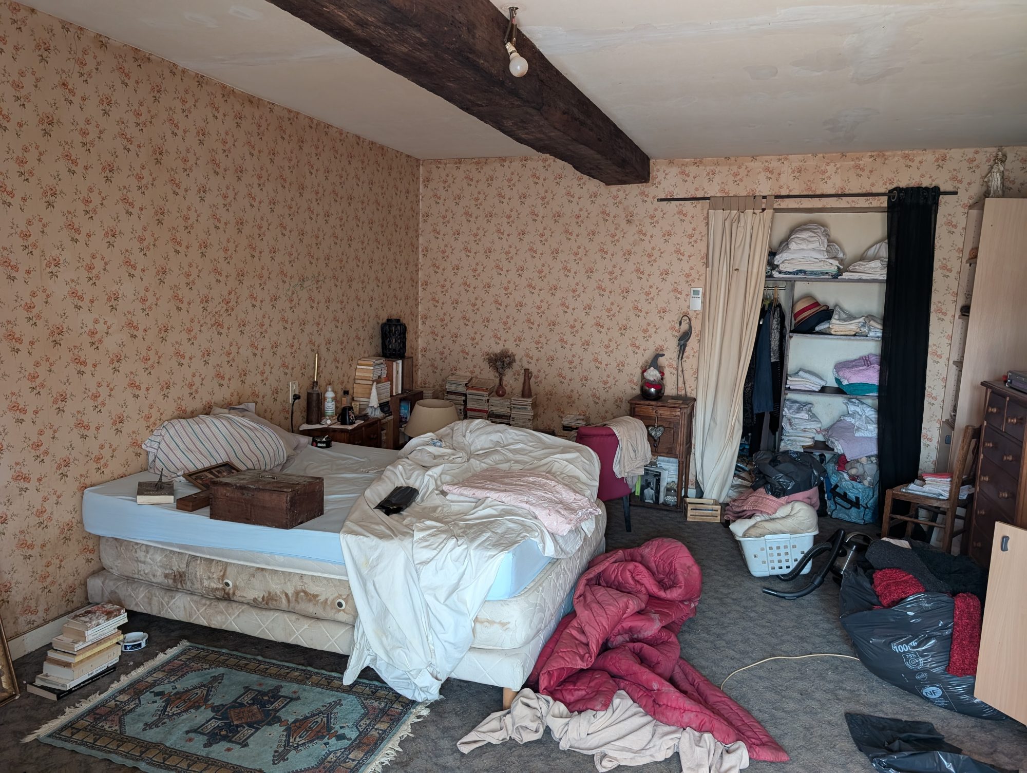 Photo 8 — CABINET A&G