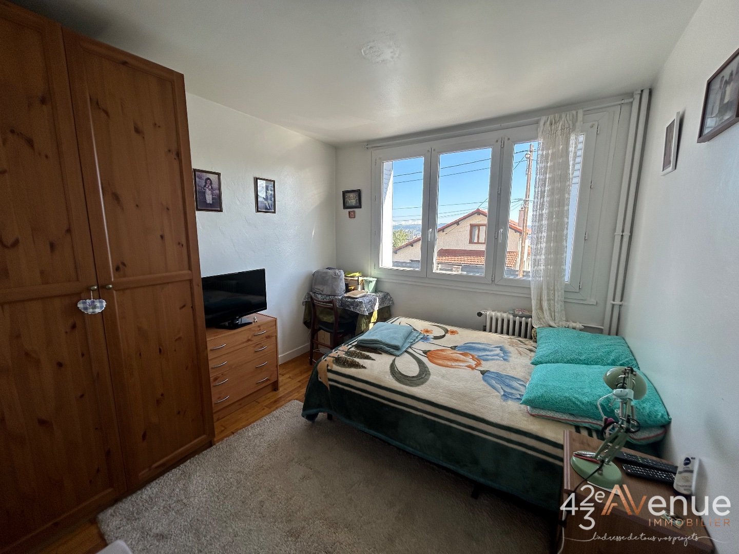 Photo 3 — 42eme Avenue