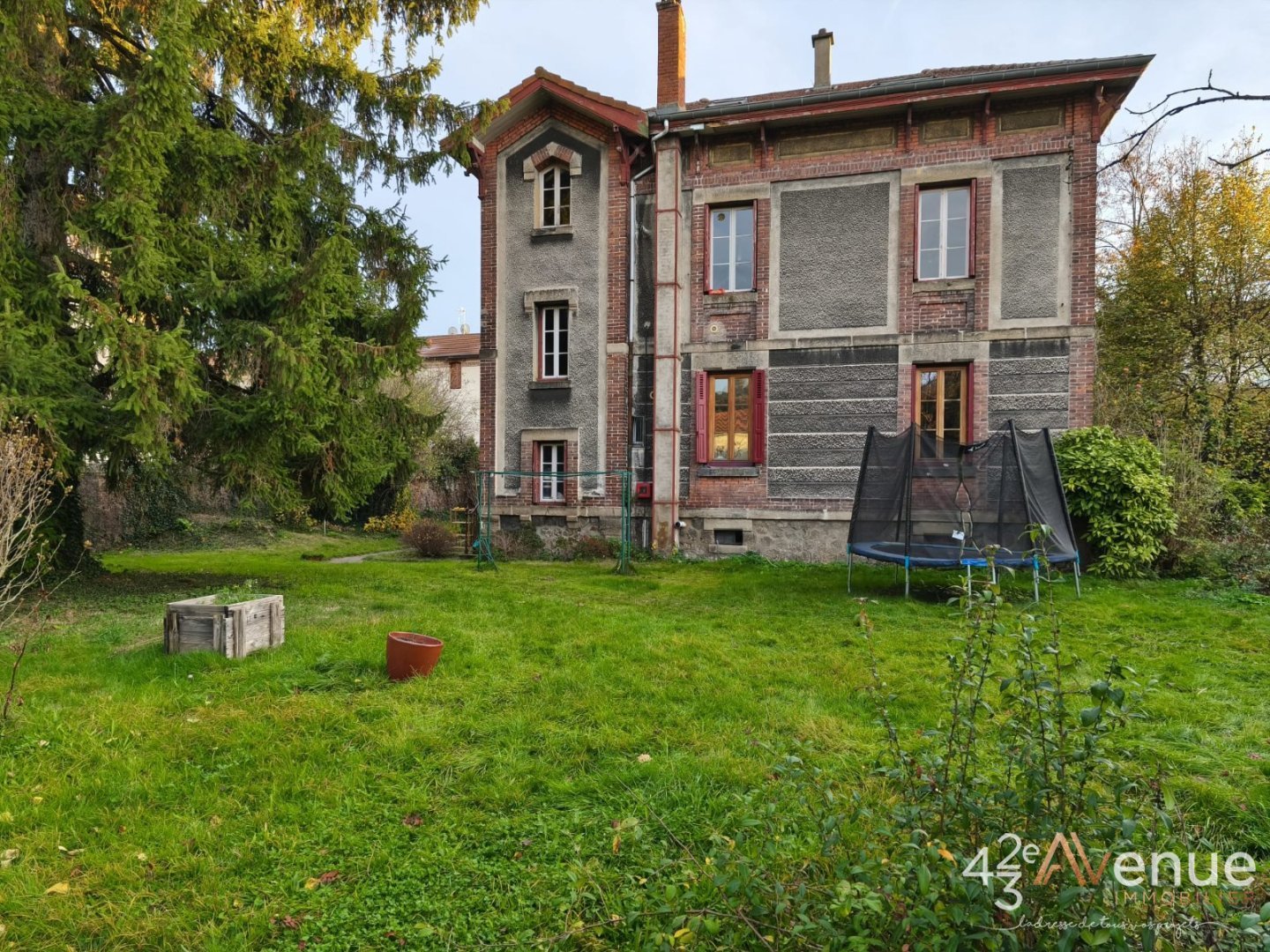 Photo 2 — 42eme Avenue