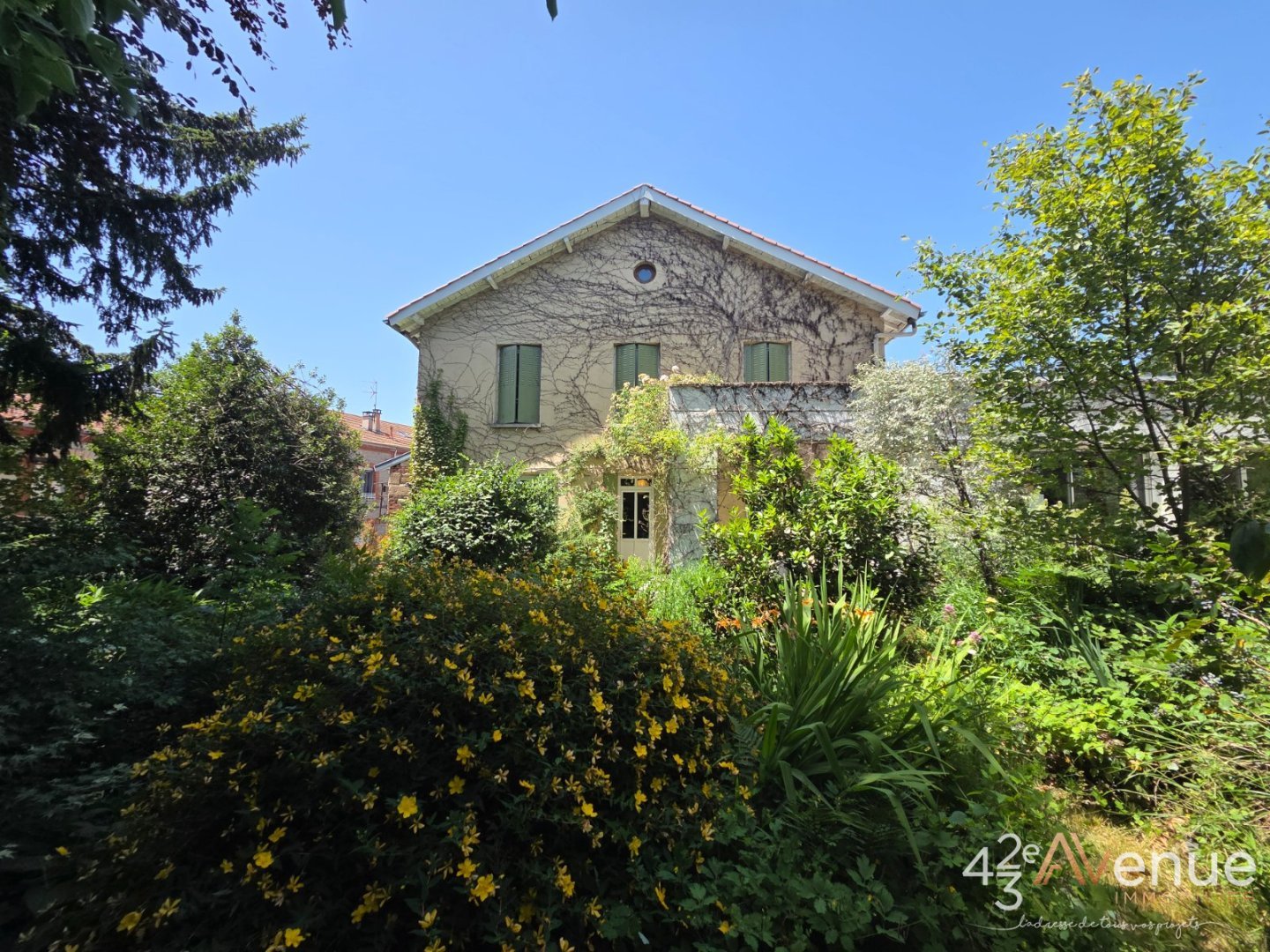 Photo 18 — 42eme Avenue
