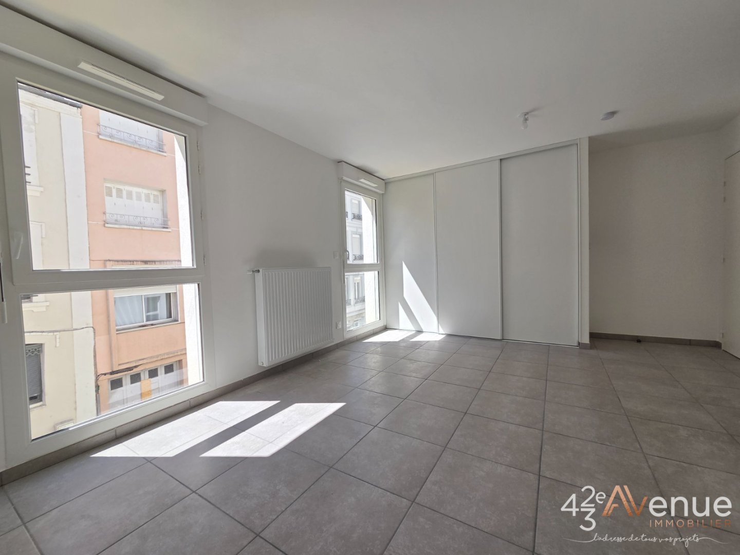 Photo 3 — 42eme Avenue