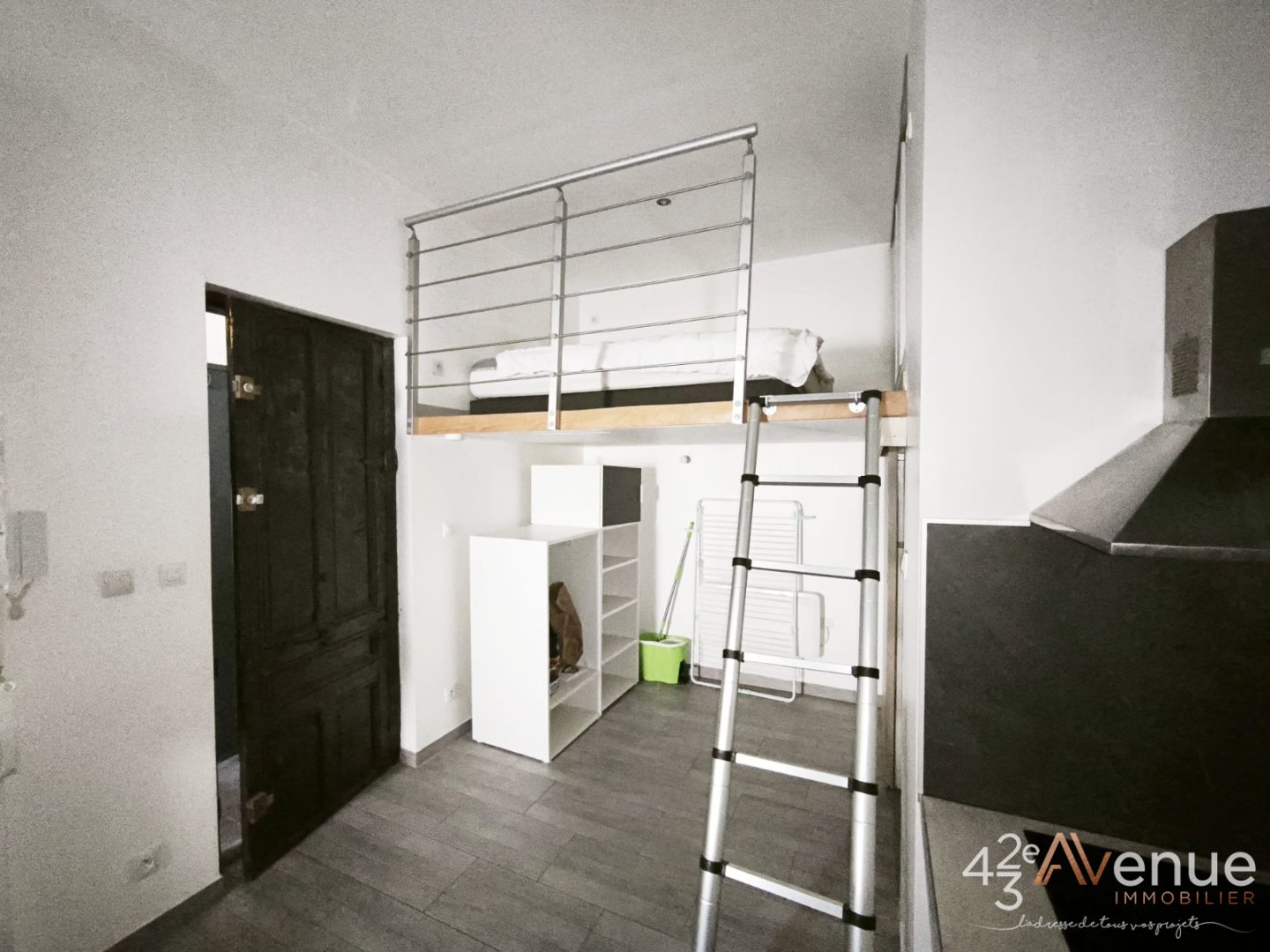 Photo 3 — 42eme Avenue