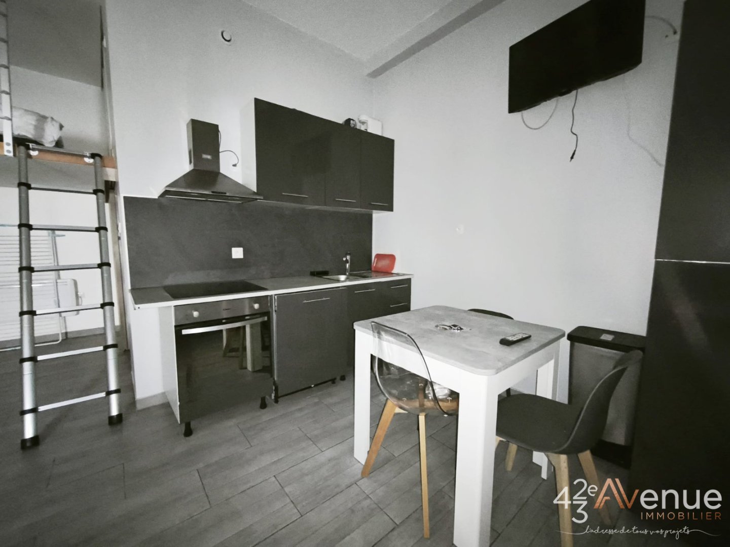 Photo 2 — 42eme Avenue