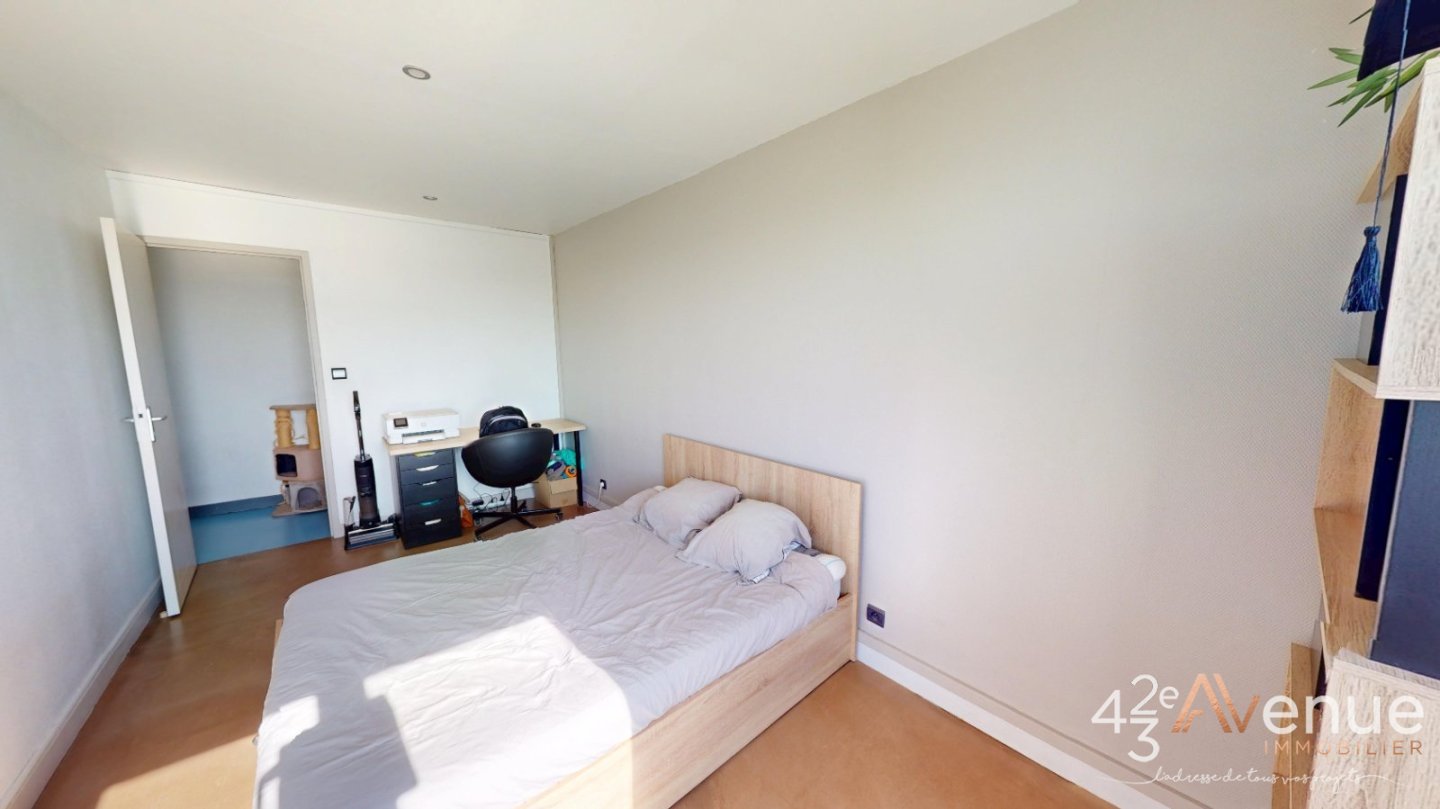Photo 12 — 42eme Avenue