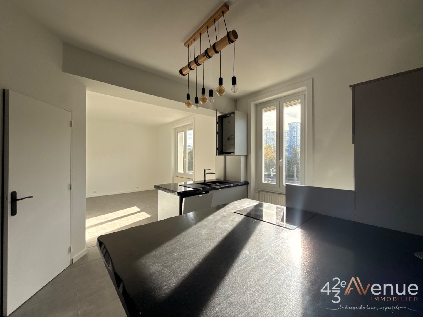 Photo 3 — 42eme Avenue