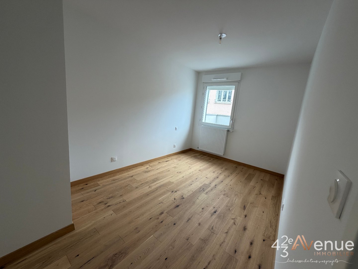 Photo 2 — 42eme Avenue