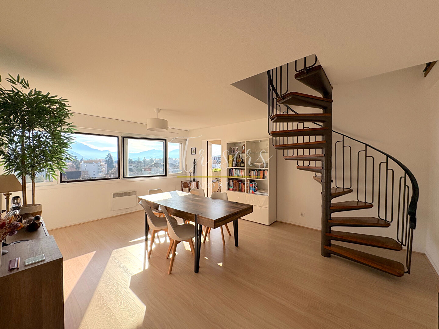Photo 4 — TRESORS IMMOBILIER