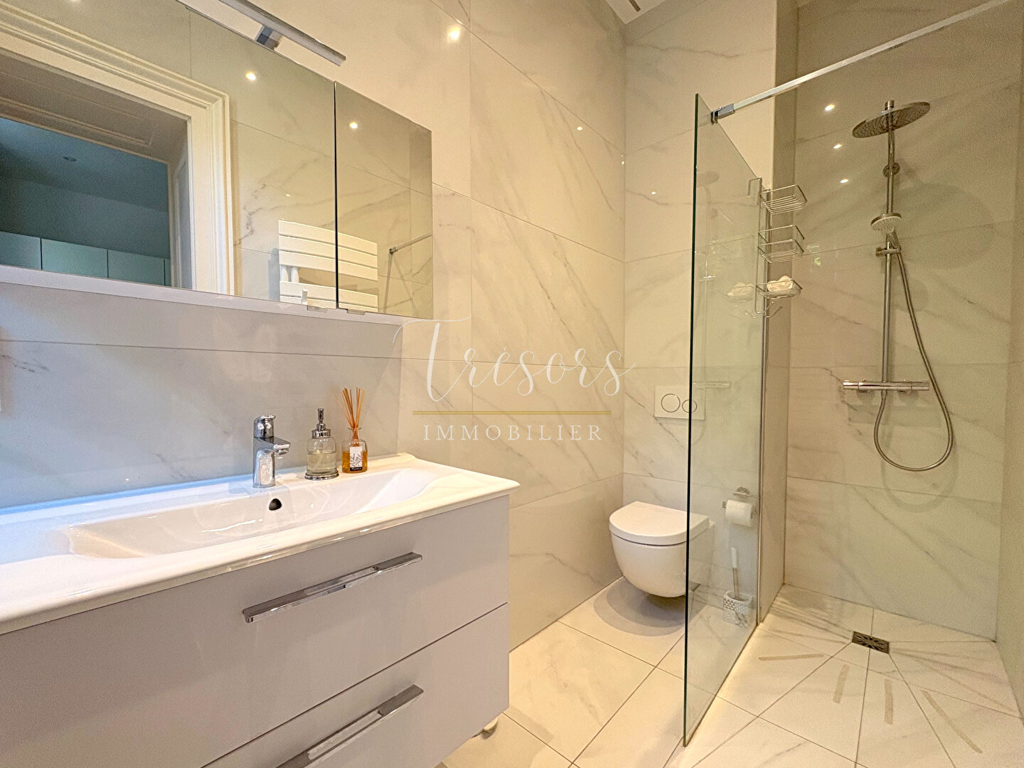 Photo 6 — TRESORS IMMOBILIER