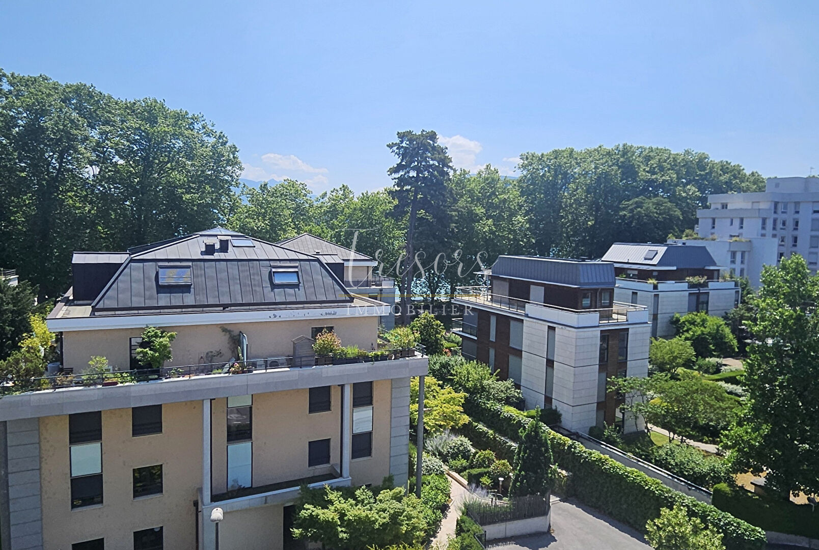 Photo 9 — TRESORS IMMOBILIER