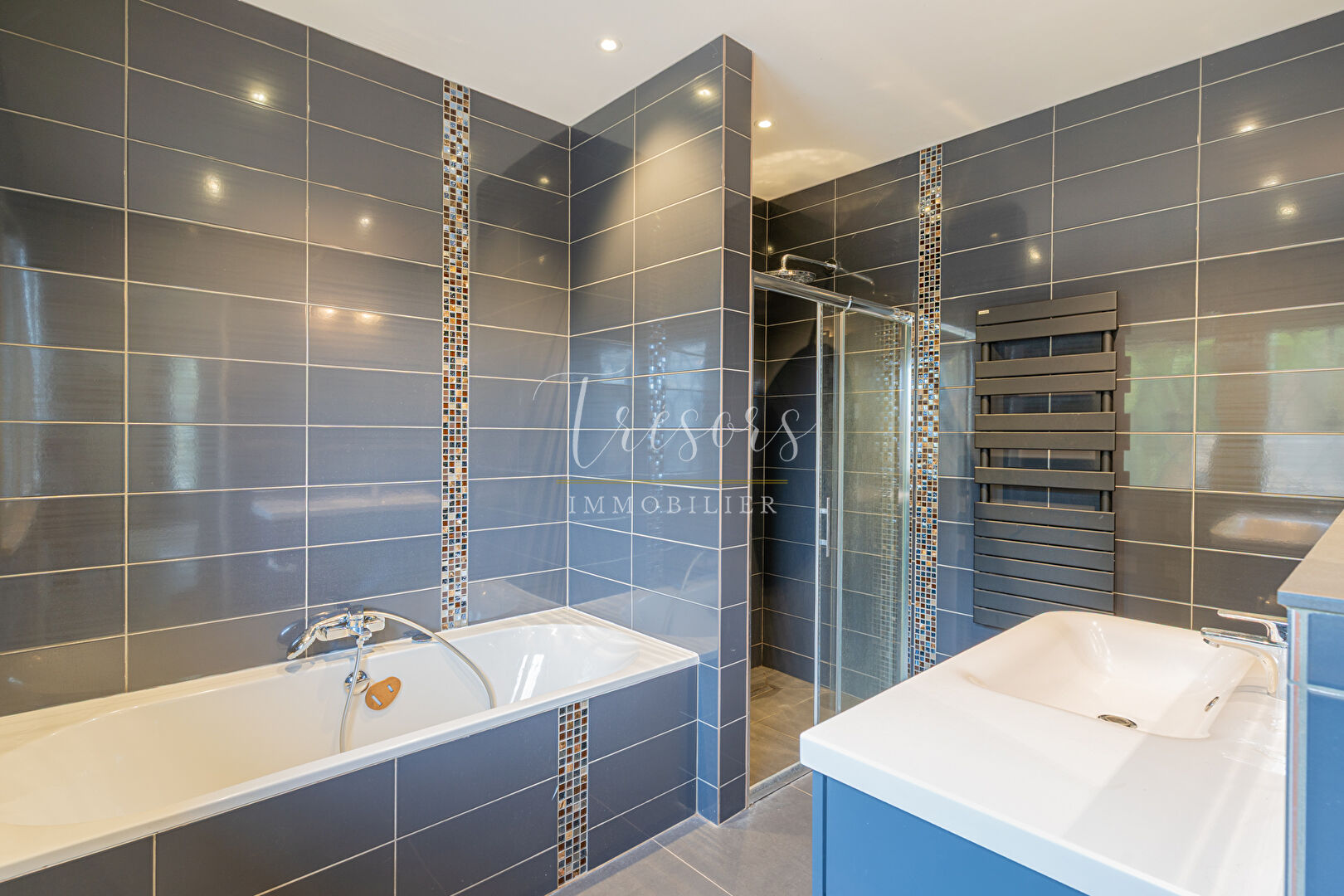 Photo 11 — TRESORS IMMOBILIER
