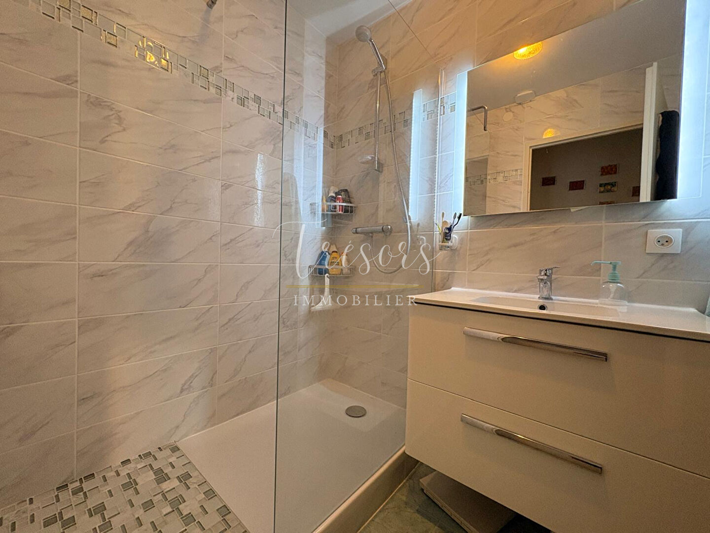 Photo 11 — TRESORS IMMOBILIER