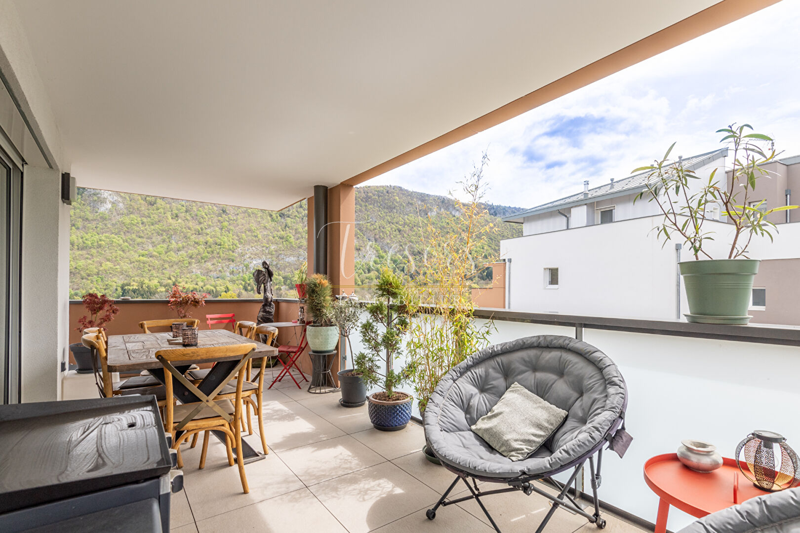 Photo 2 — TRESORS IMMOBILIER