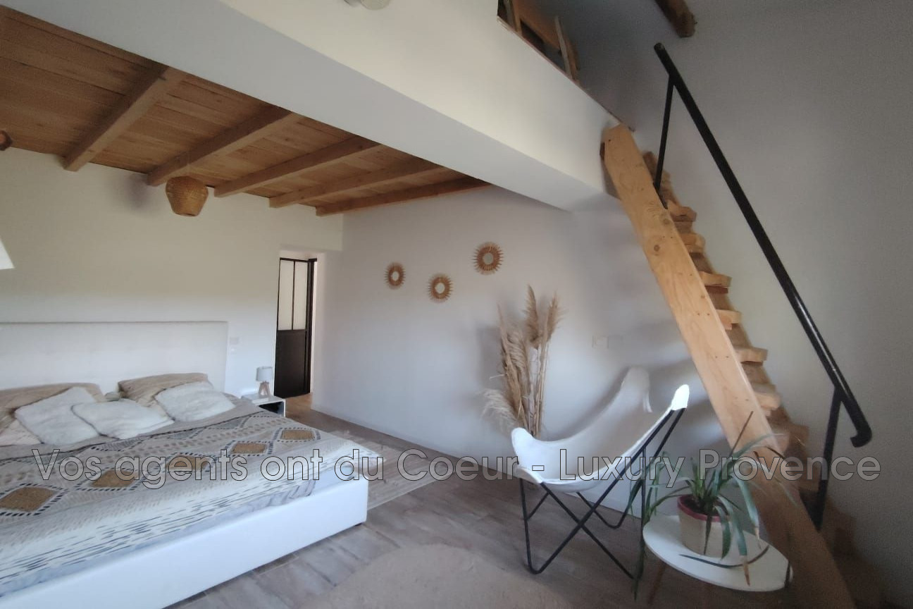 Photo 12 — LUXURY PROVENCE