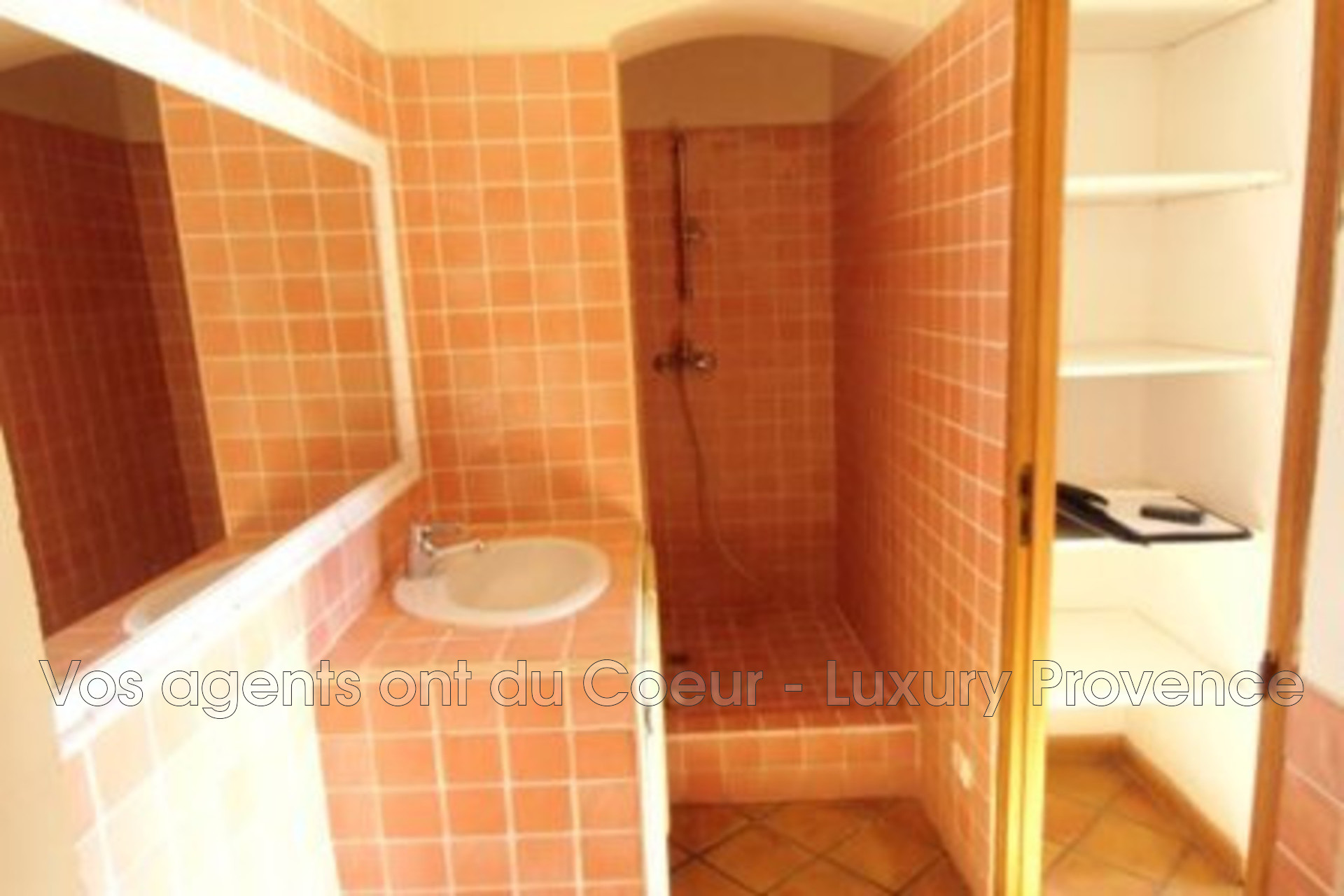 Photo 3 — LUXURY PROVENCE