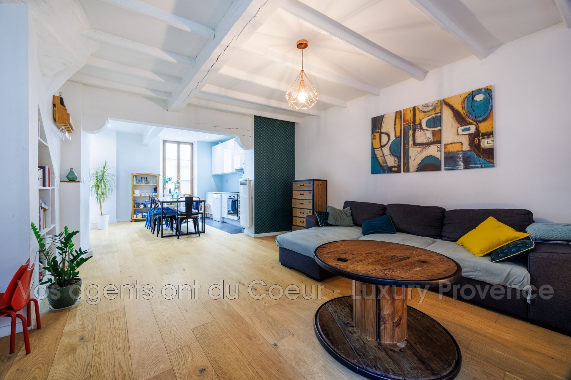 Photo 5 — LUXURY PROVENCE