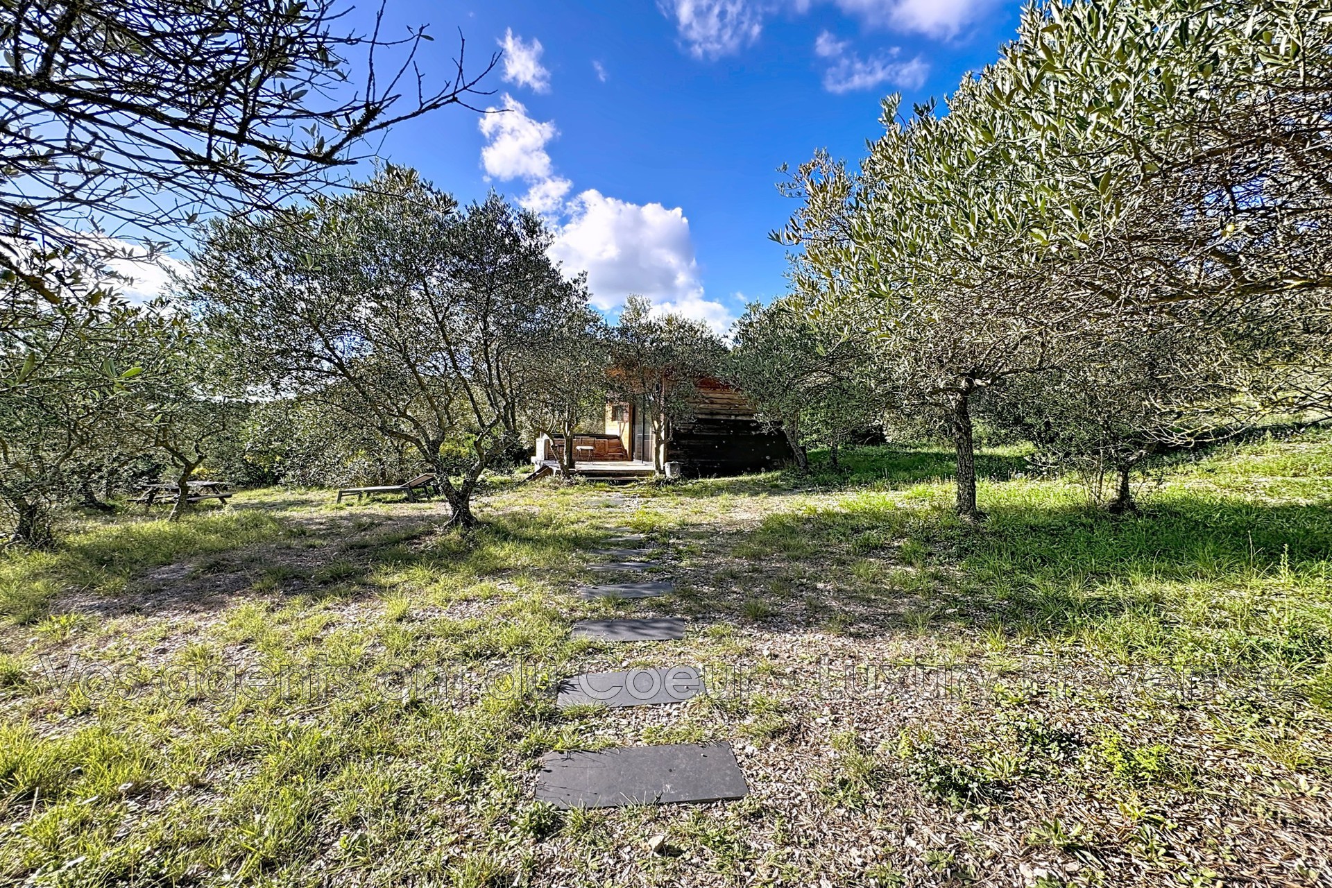 Photo 18 — LUXURY PROVENCE