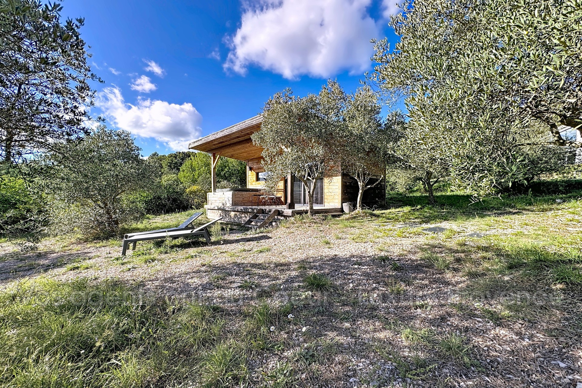 Photo 16 — LUXURY PROVENCE