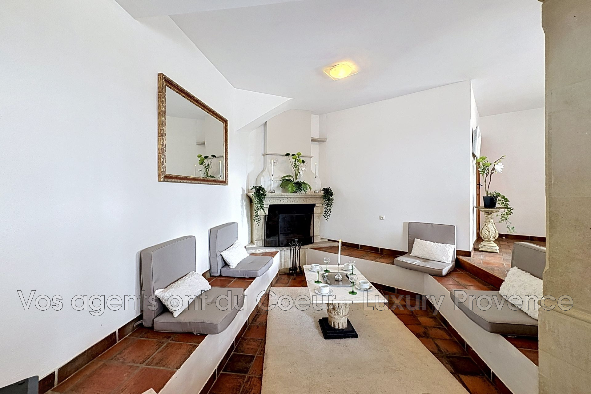 Photo 6 — LUXURY PROVENCE