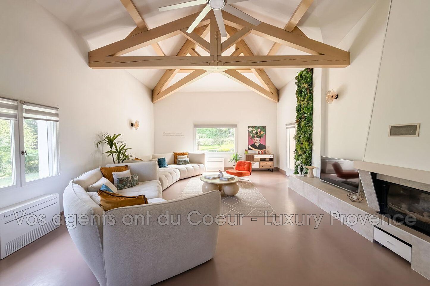 Photo 6 — LUXURY PROVENCE