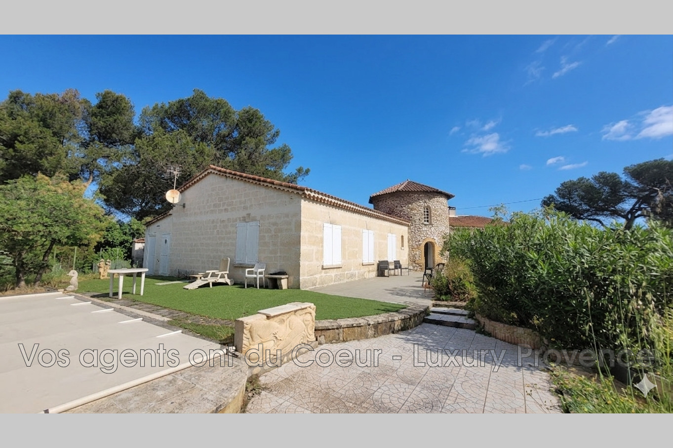 Photo 2 — LUXURY PROVENCE