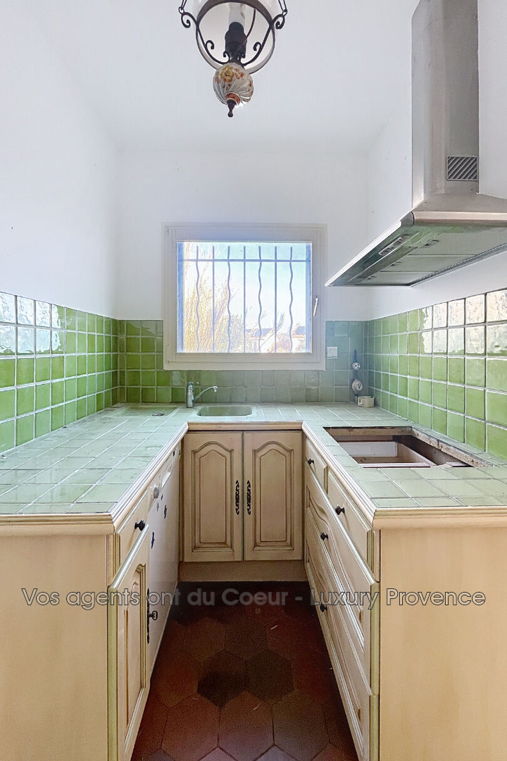 Photo 2 — LUXURY PROVENCE