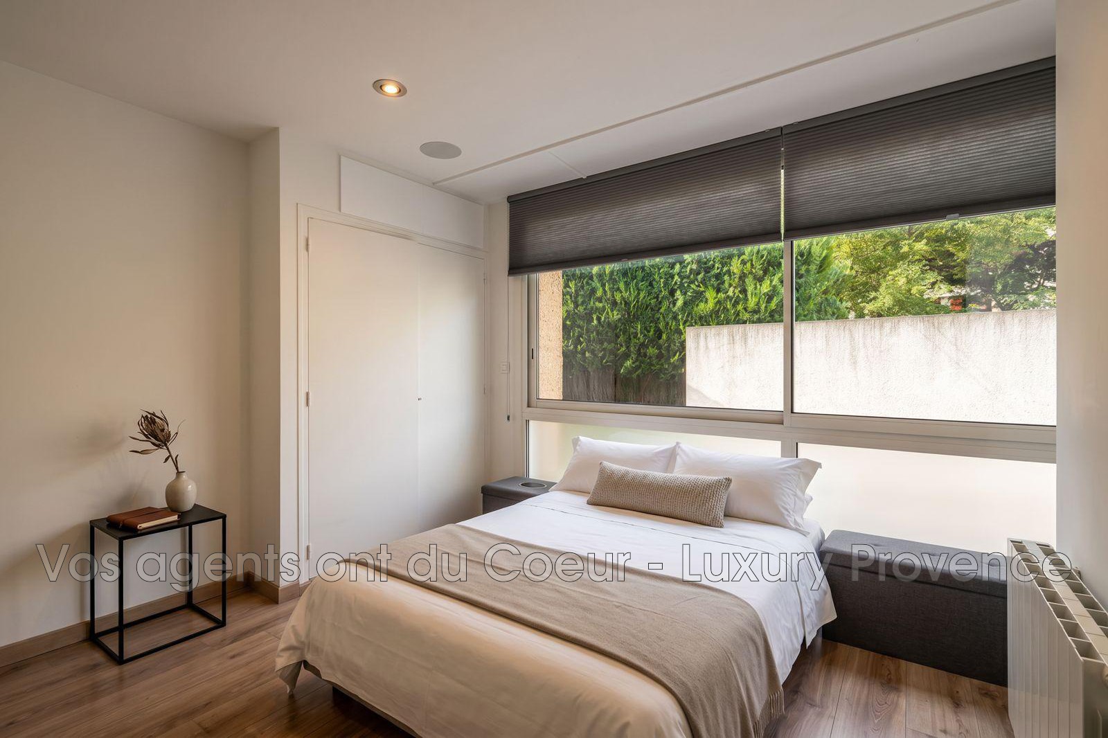 Photo 8 — LUXURY PROVENCE