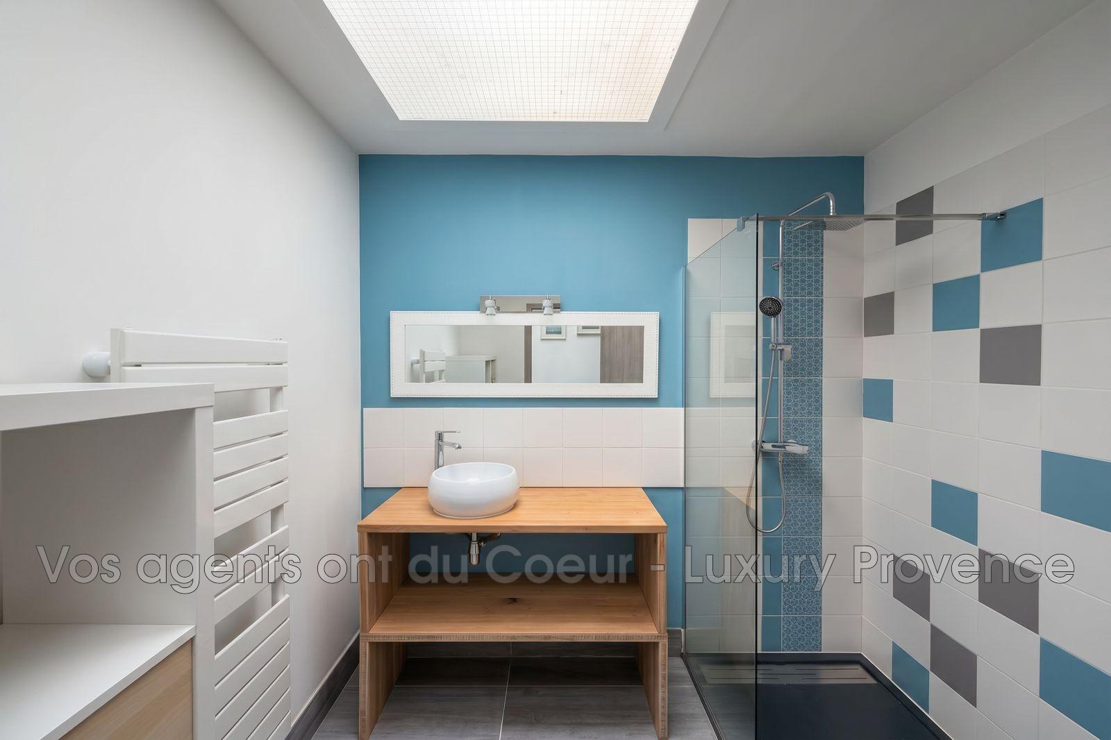 Photo 13 — LUXURY PROVENCE