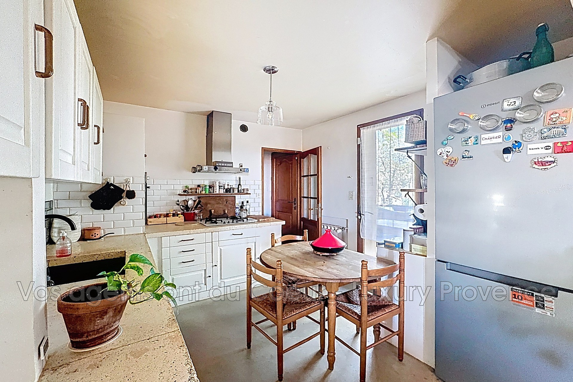 Photo 7 — LUXURY PROVENCE