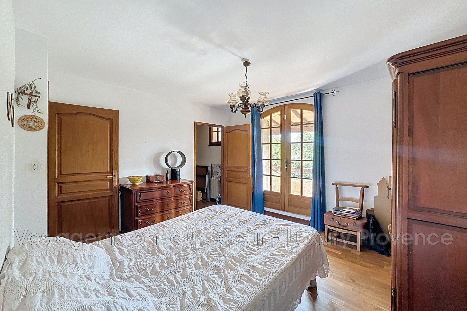 Photo 9 — LUXURY PROVENCE