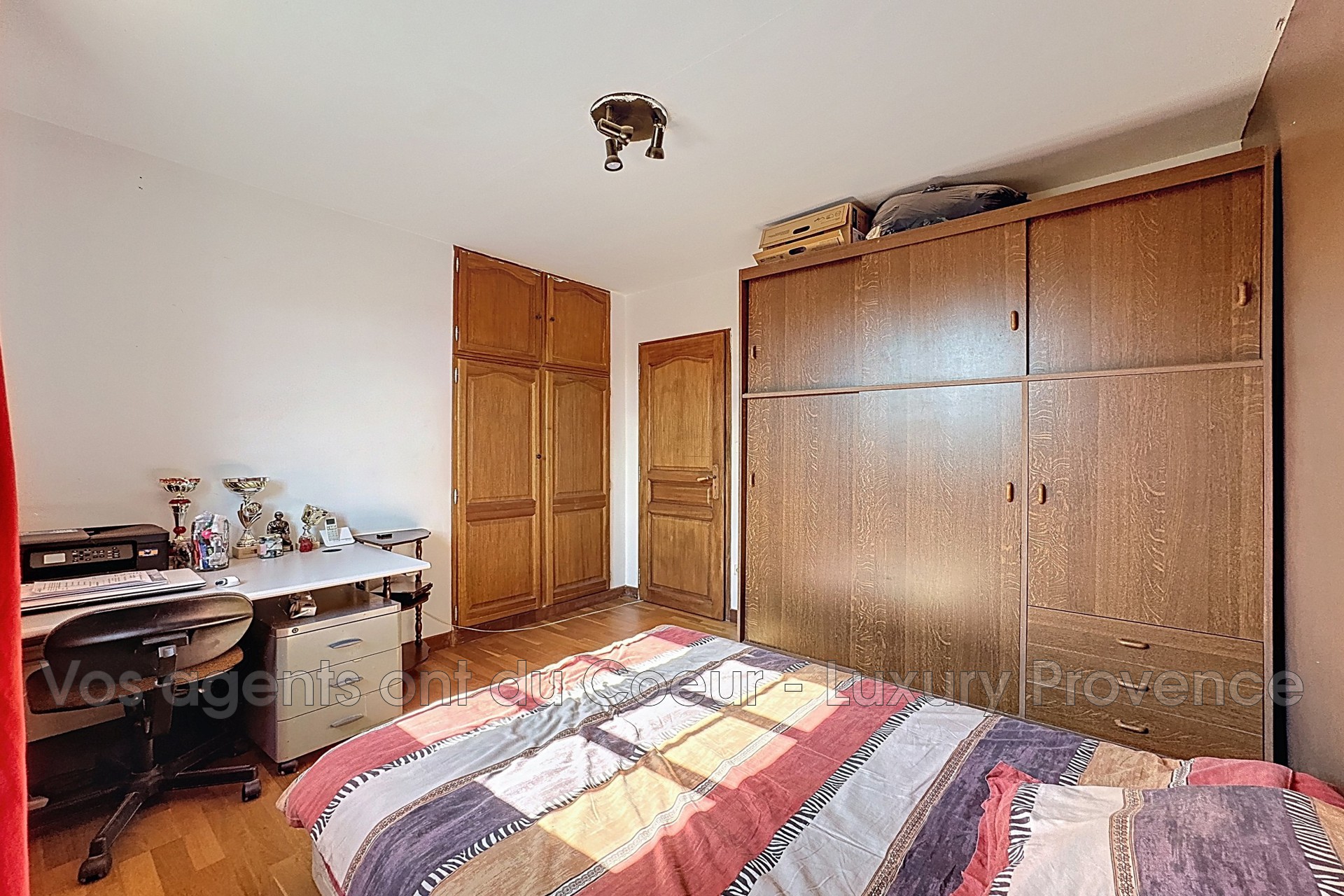 Photo 11 — LUXURY PROVENCE