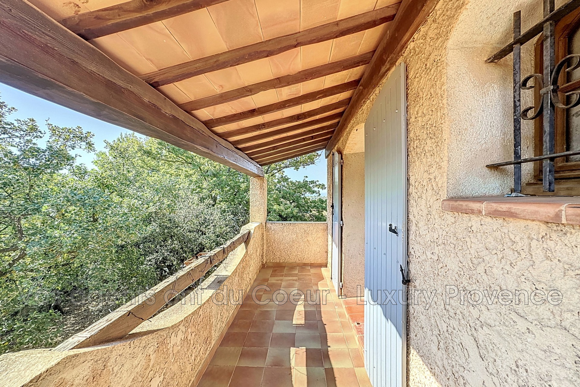 Photo 13 — LUXURY PROVENCE