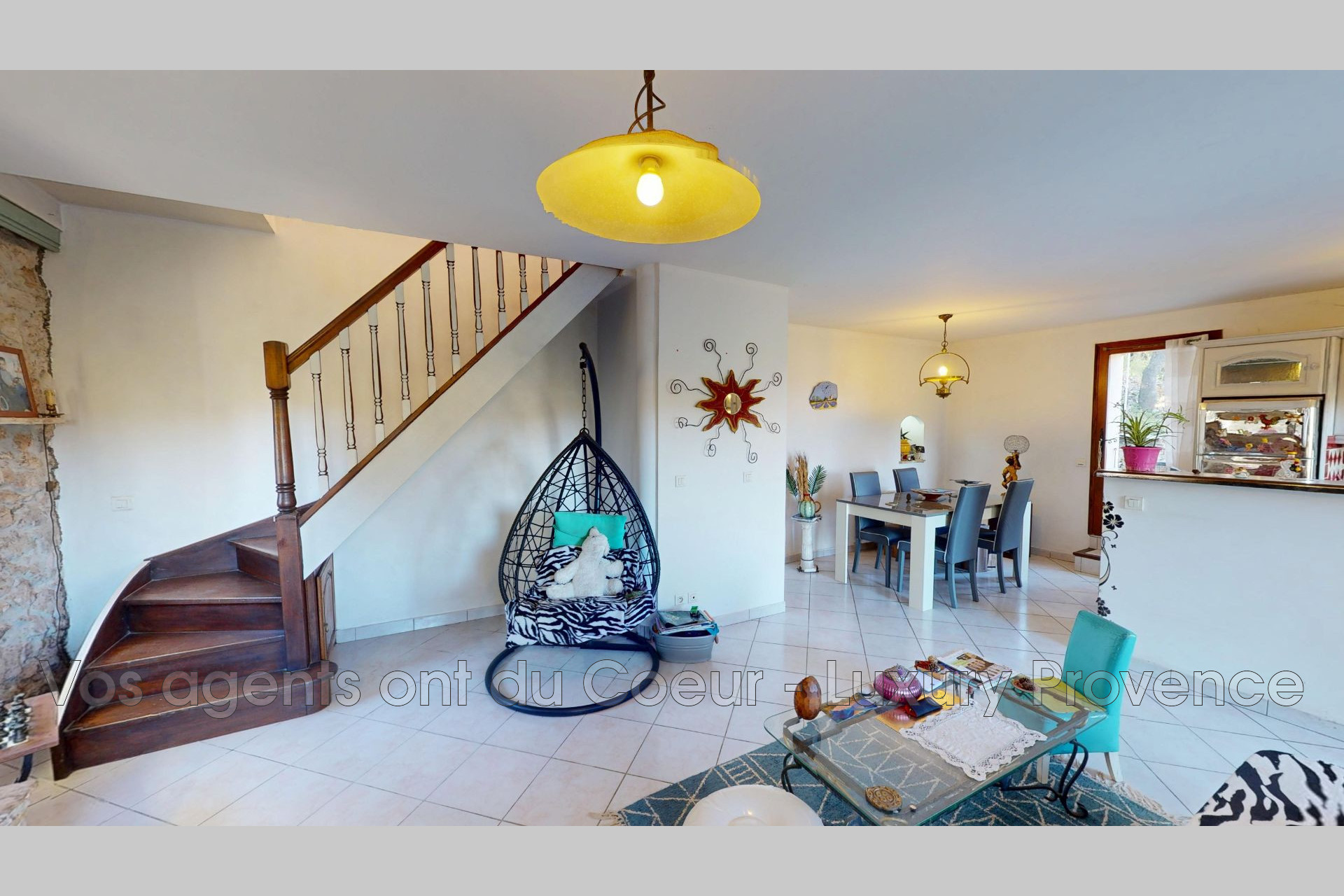 Photo 9 — LUXURY PROVENCE