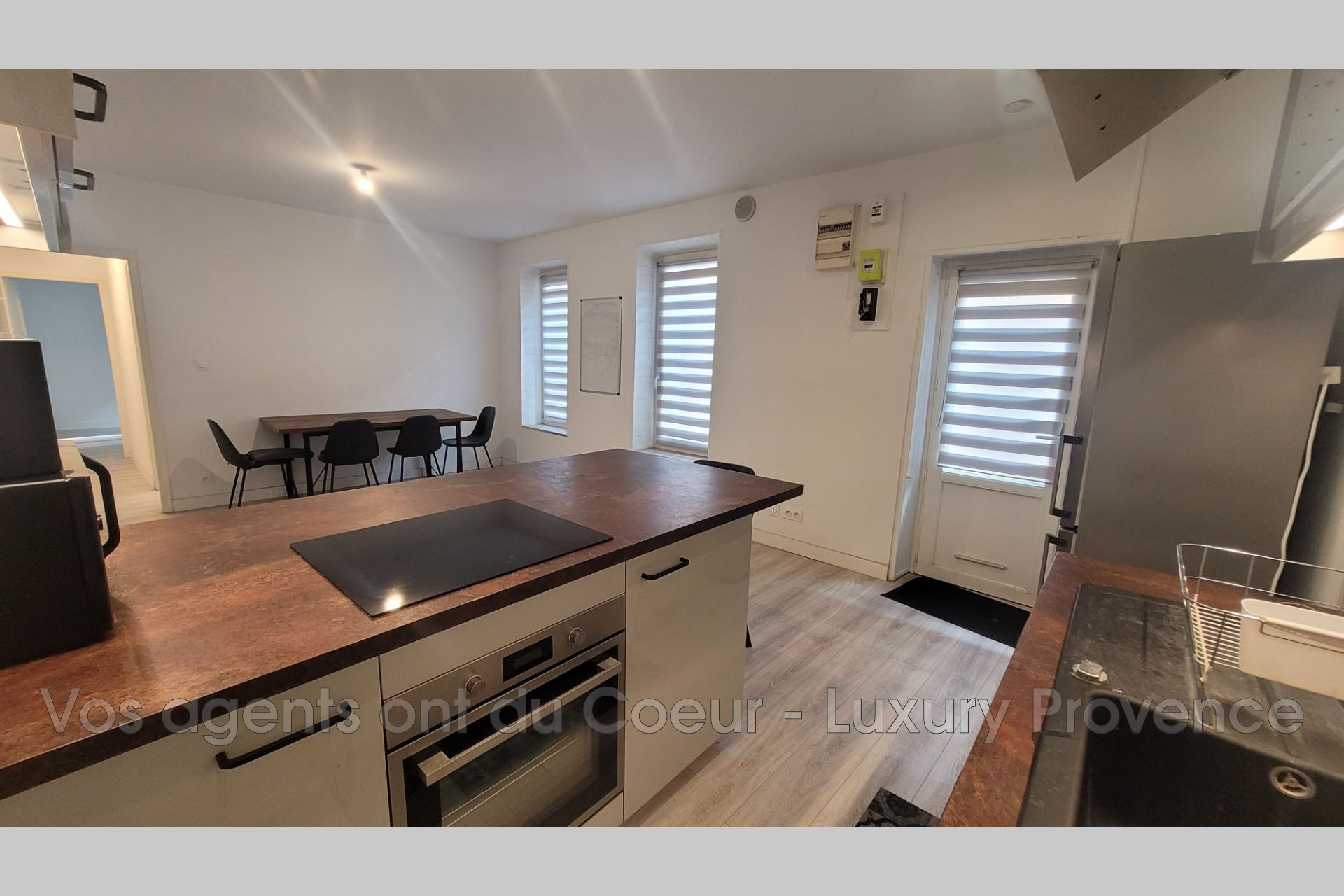 Photo 3 — LUXURY PROVENCE