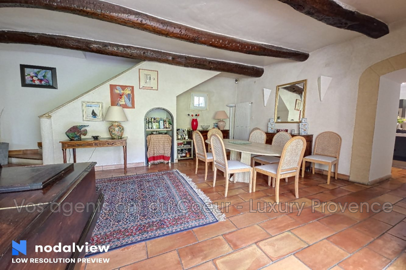 Photo 9 — LUXURY PROVENCE