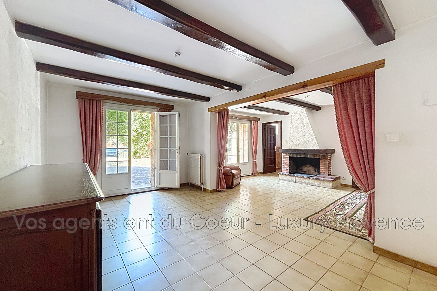Photo 3 — LUXURY PROVENCE
