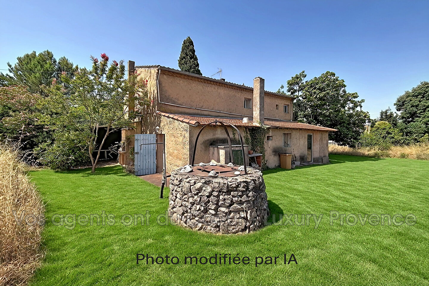 Photo 15 — LUXURY PROVENCE