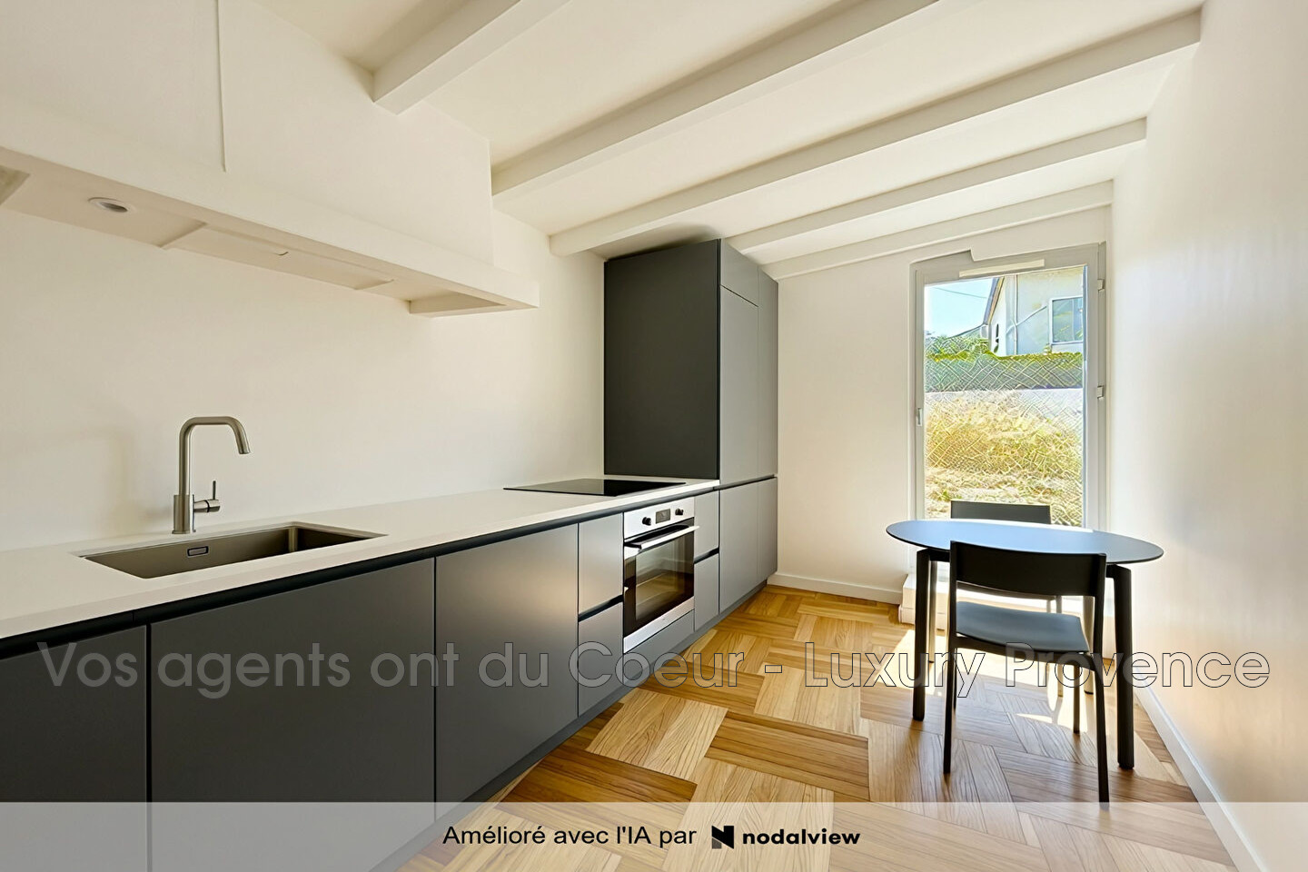 Photo 8 — LUXURY PROVENCE