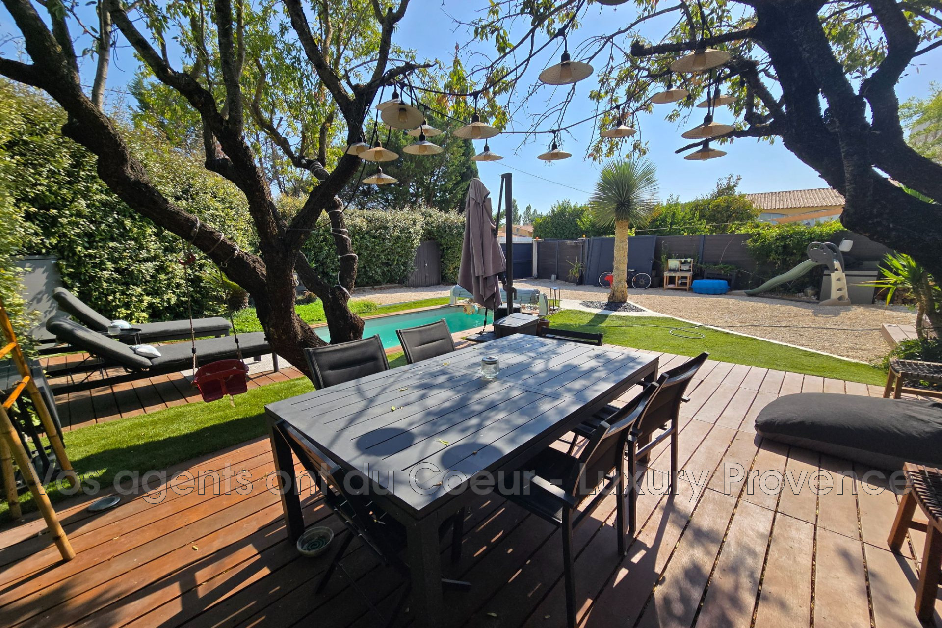 Photo 3 — LUXURY PROVENCE