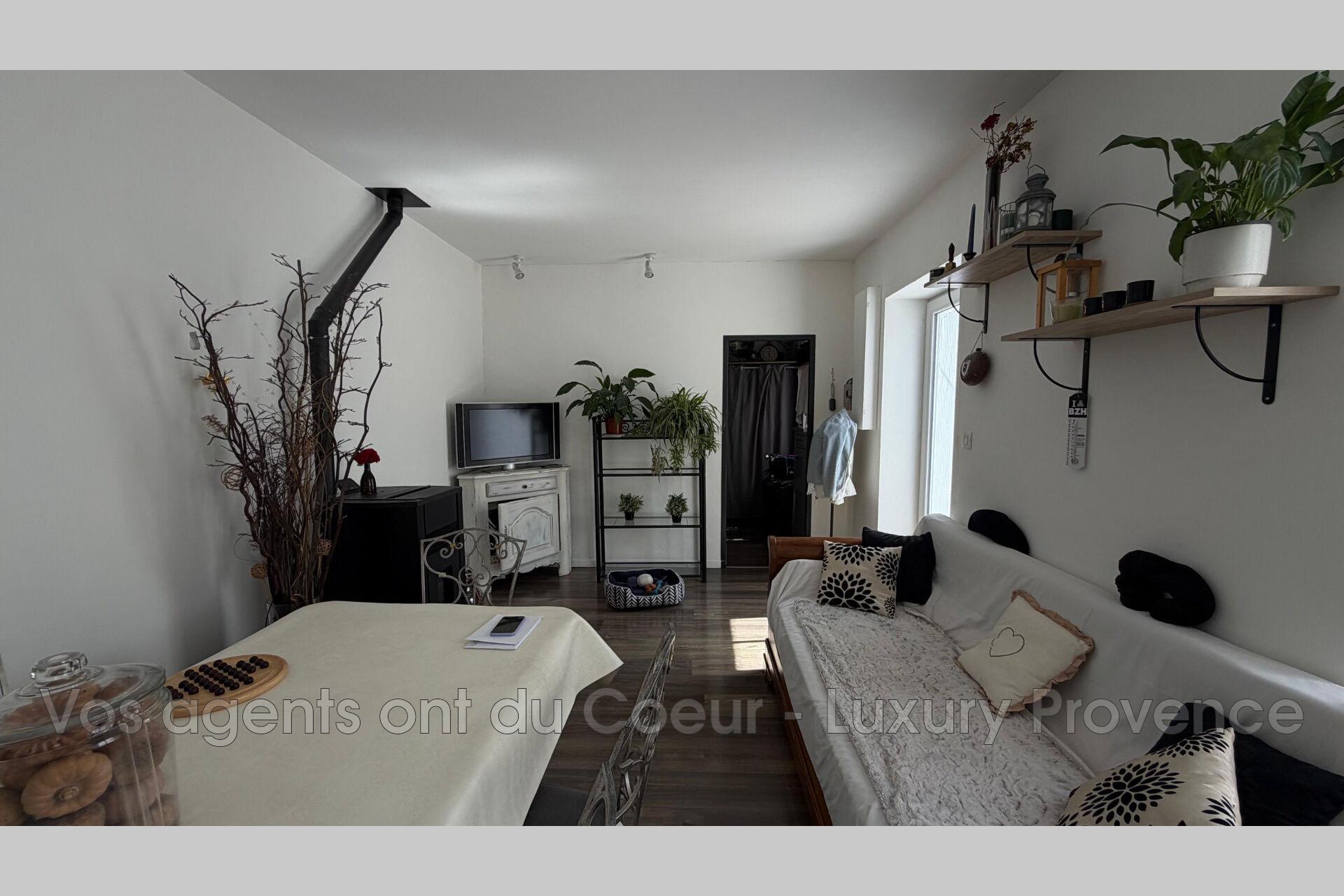 Photo 4 — LUXURY PROVENCE