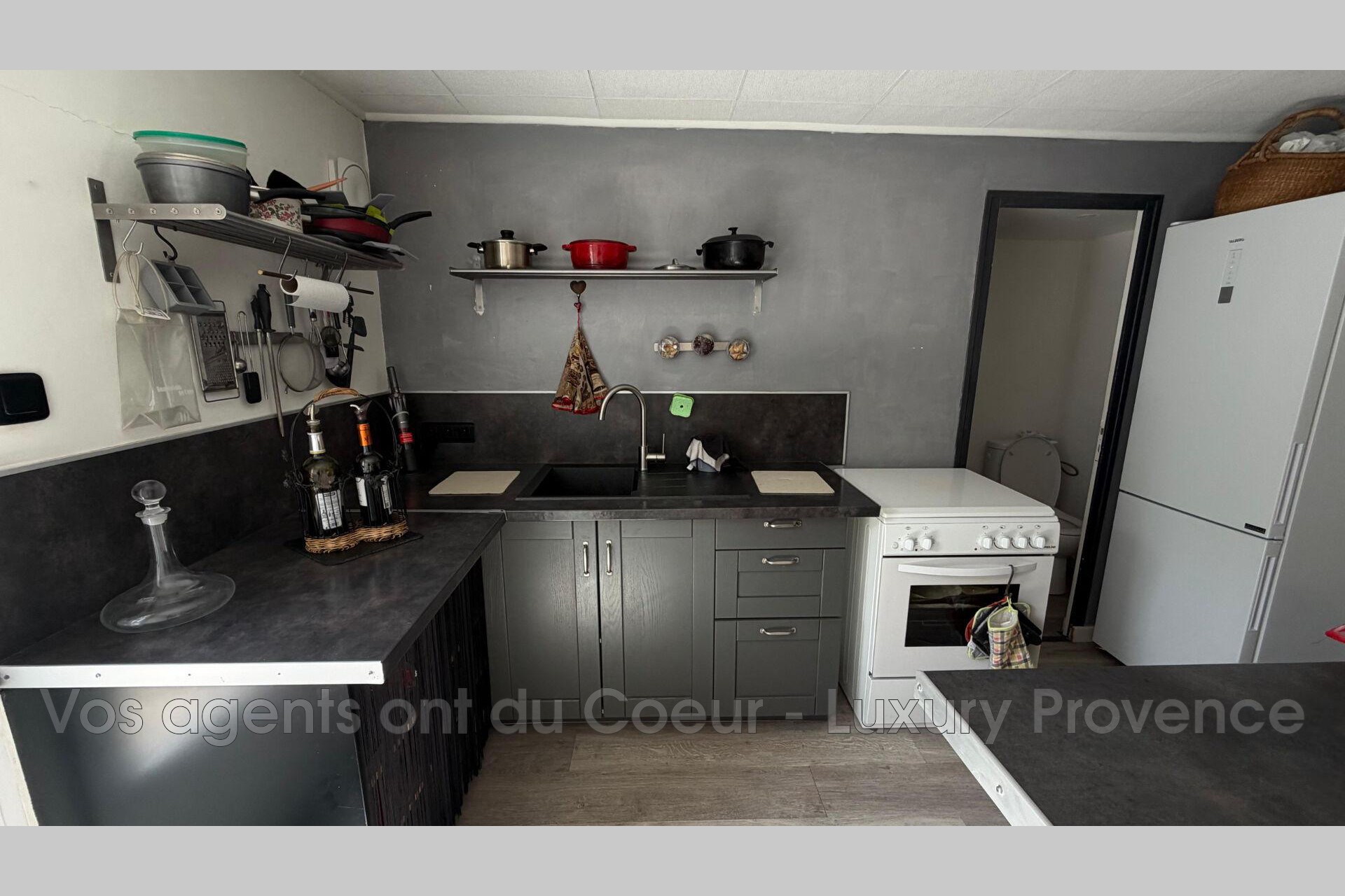 Photo 6 — LUXURY PROVENCE