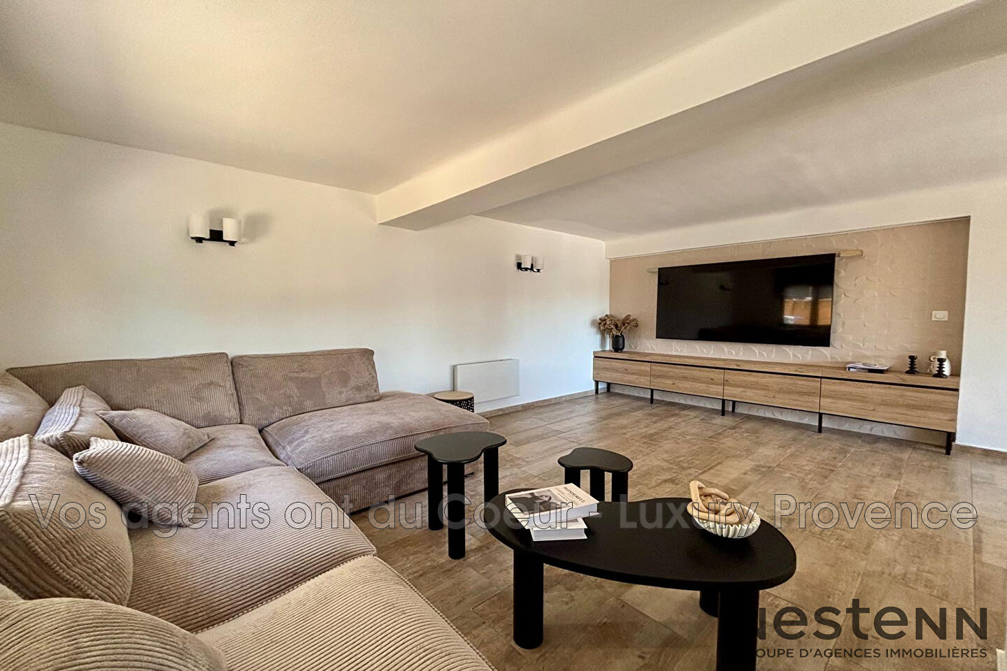 Photo 6 — LUXURY PROVENCE