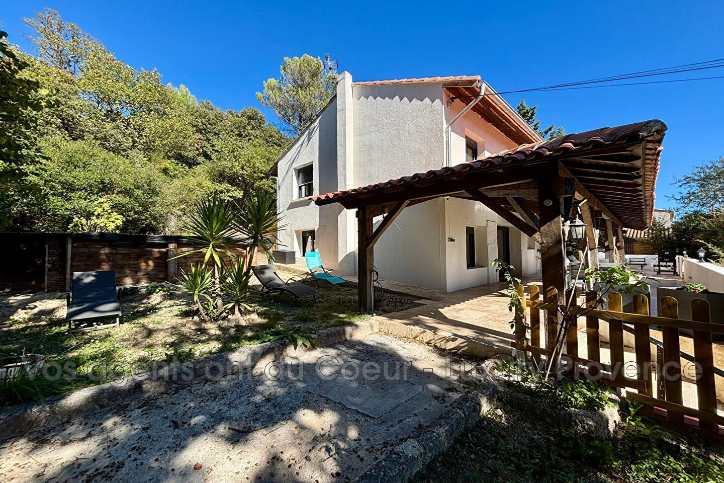 Photo 3 — LUXURY PROVENCE
