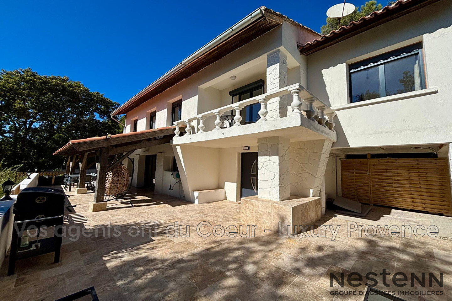 Photo 2 — LUXURY PROVENCE