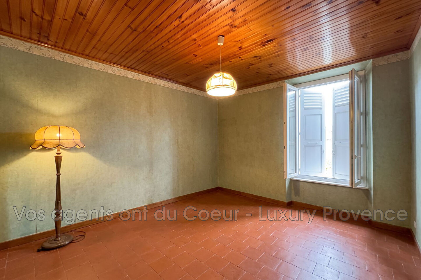 Photo 7 — LUXURY PROVENCE