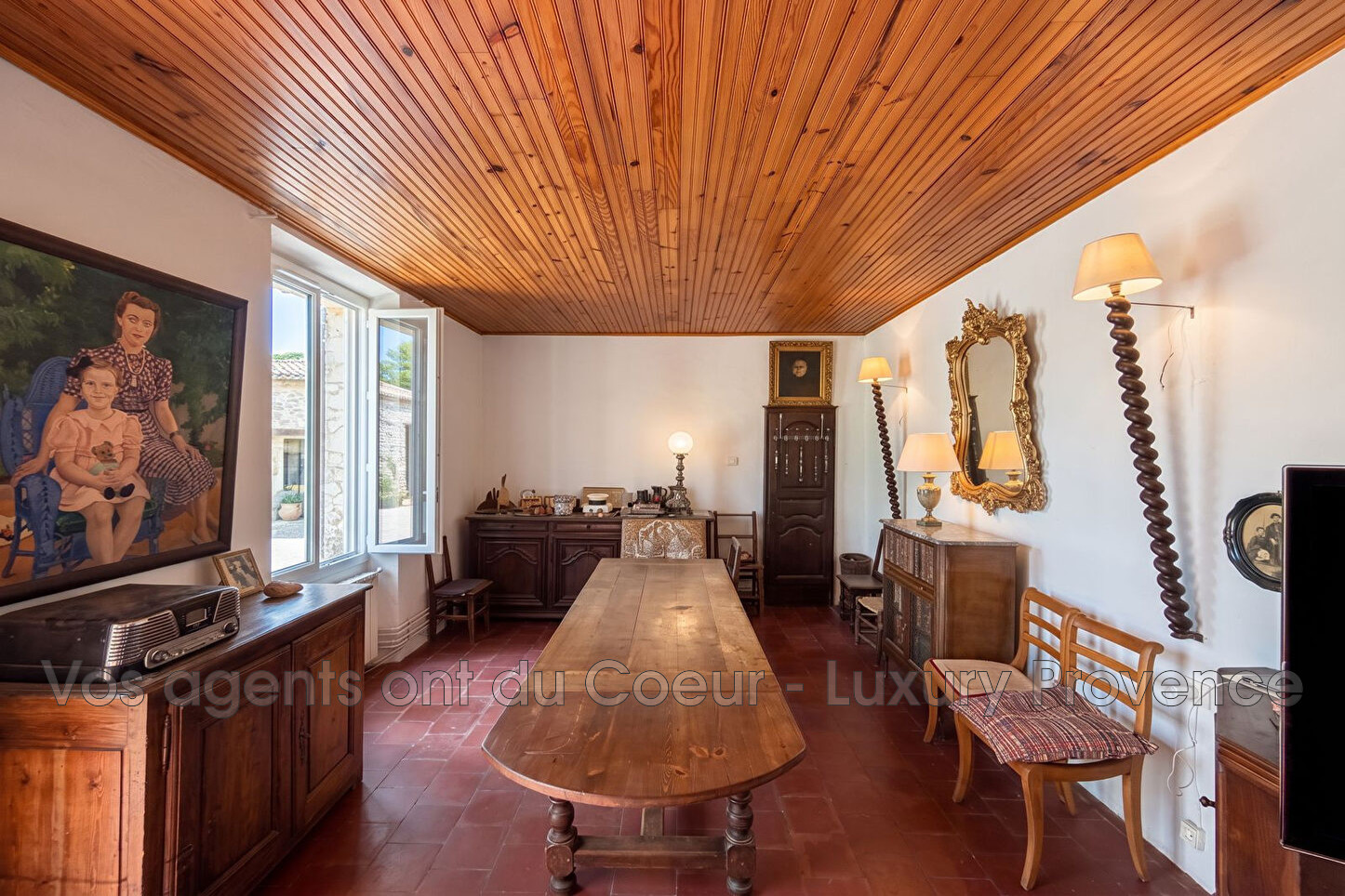 Photo 4 — LUXURY PROVENCE