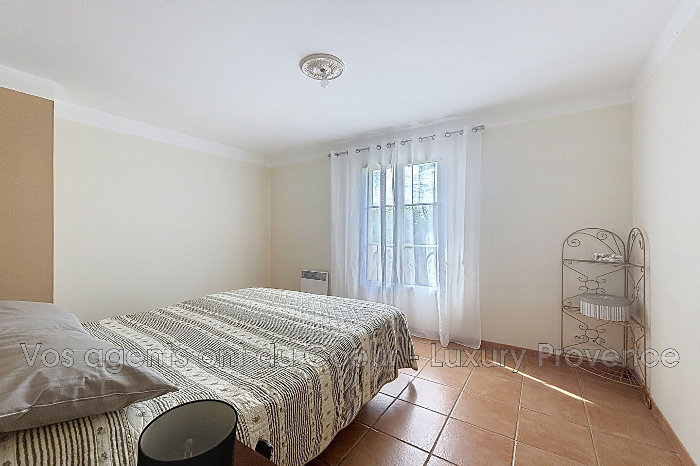 Photo 11 — LUXURY PROVENCE