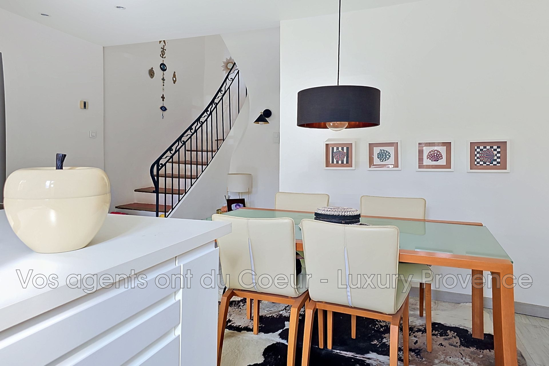 Photo 9 — LUXURY PROVENCE