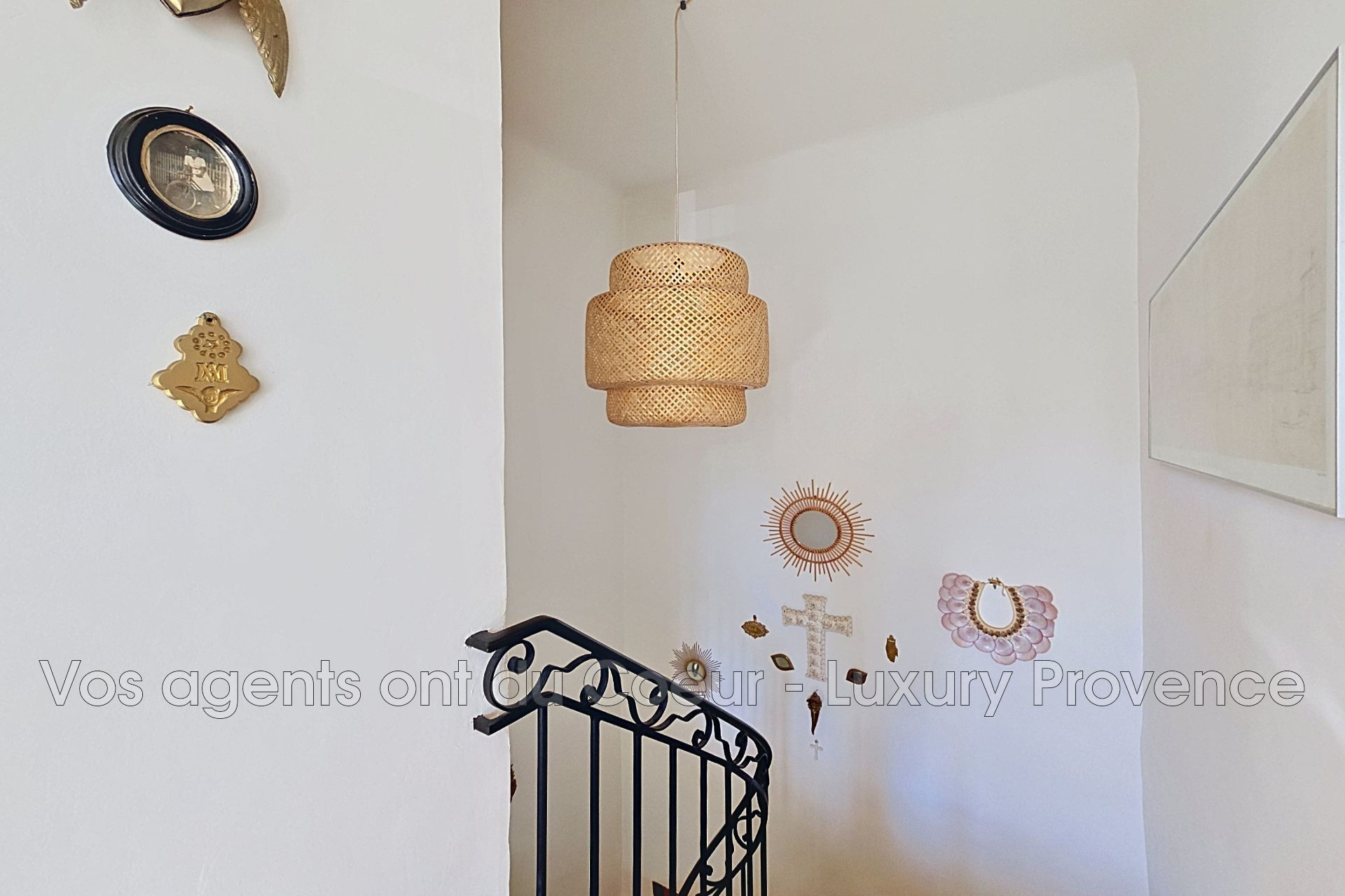 Photo 6 — LUXURY PROVENCE