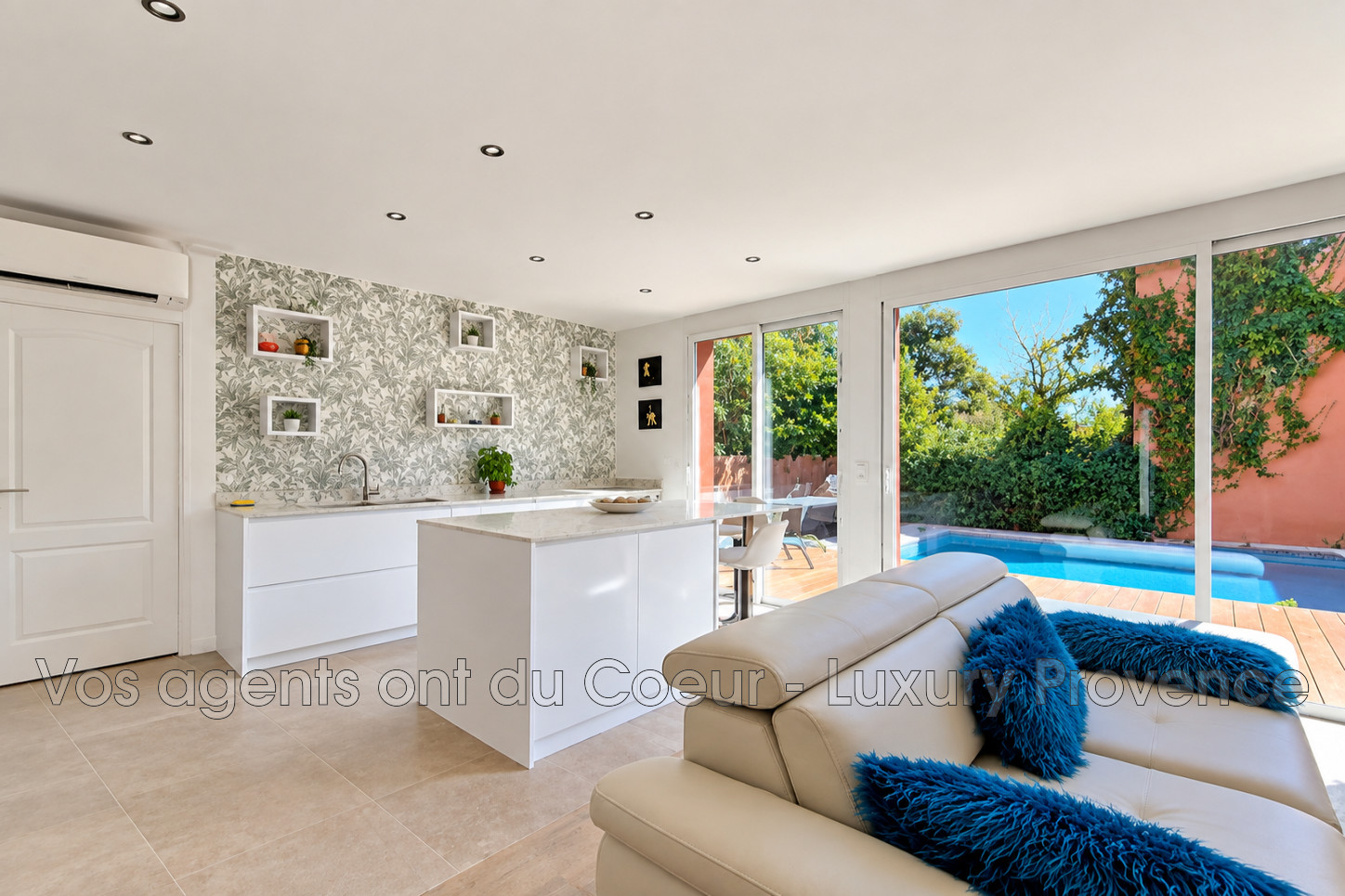 Photo 3 — LUXURY PROVENCE